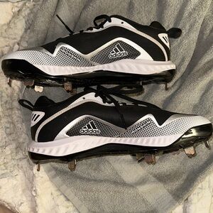 Men’s Adidas Cleats Sz 9.5